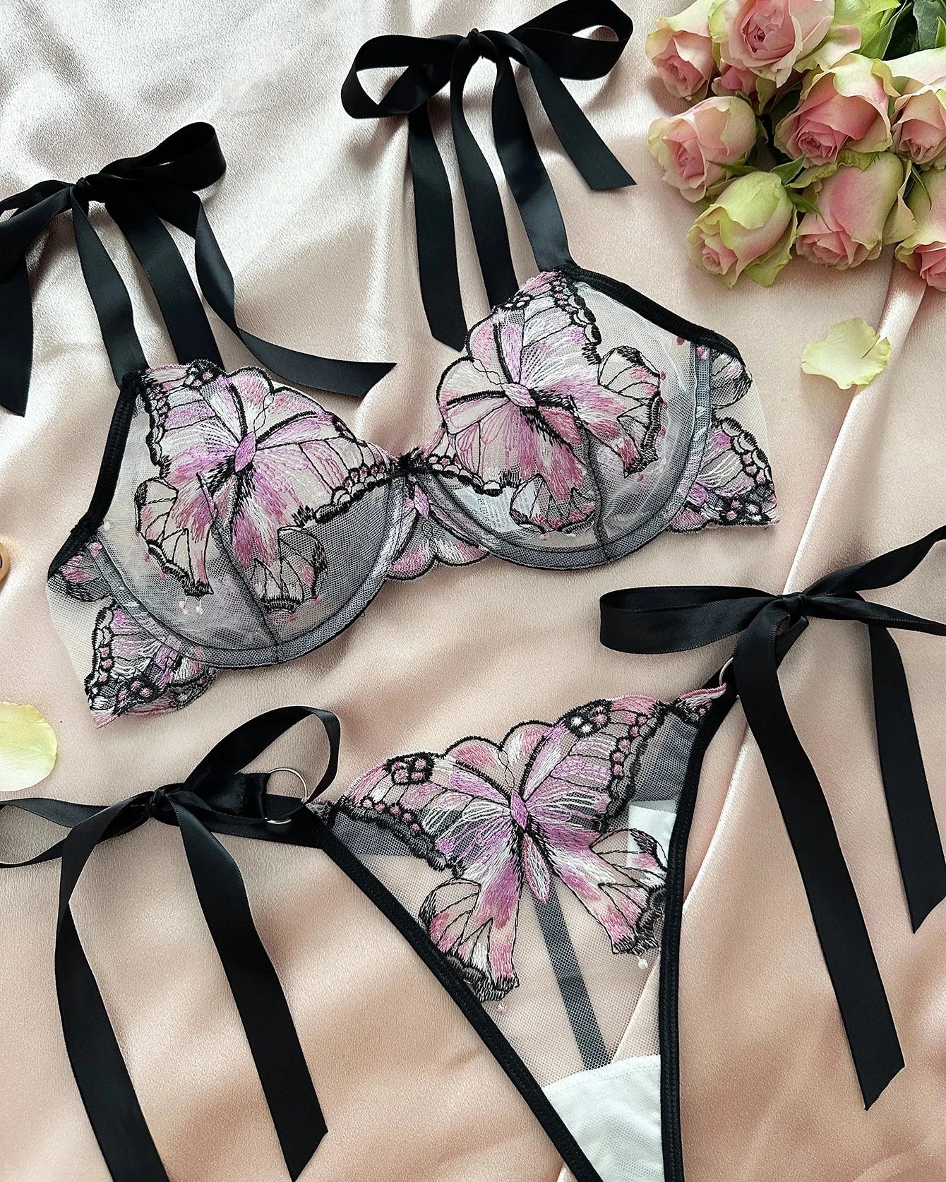 CHIARA Lingerie Set With Butterflies